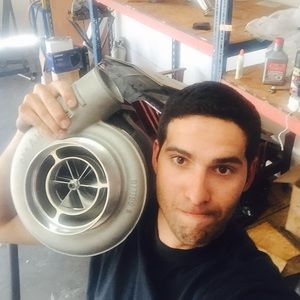 Meet your Posher, Javier